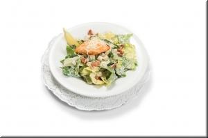 Салат Цезарь традиционный + Филе Лосося фото Салат Цезарь традиционный + Филе Лосося картинка