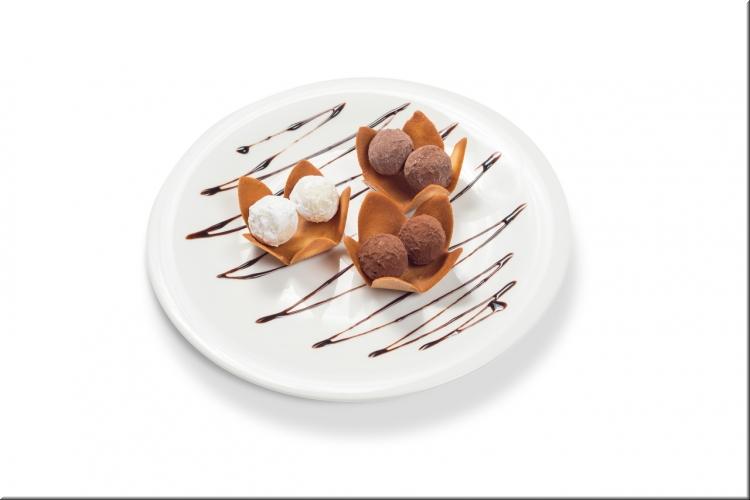 Ассорти трюфелей ручной работы фото Ассорти трюфелей ручной работы картинка