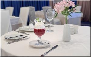 Strained strawberries with sugar photo Strained strawberries with sugar image