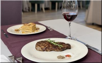 Стейк Wagyu &quot;Рибай&quot; картинка